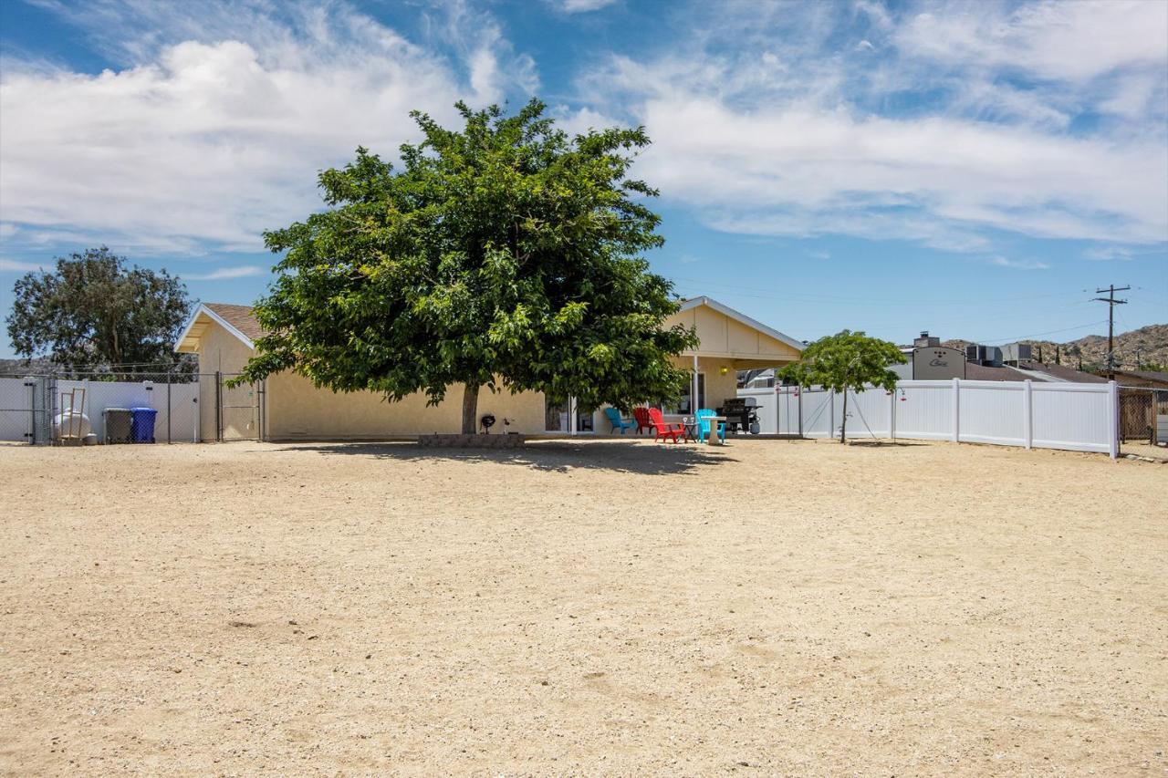 Peaceful Home With Nature Views & Trail Access Yucca Valley Exterior photo
